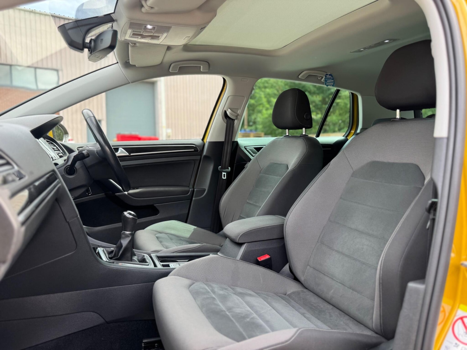 Used Volkswagen Golf 2018 for sale - 76803537: Photo 65