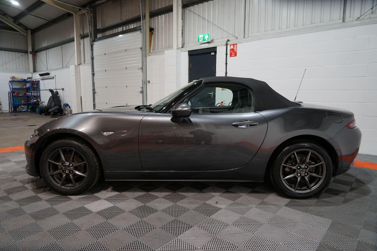 Used Mazda MX-5 2019 for sale - 76936265: Photo 2