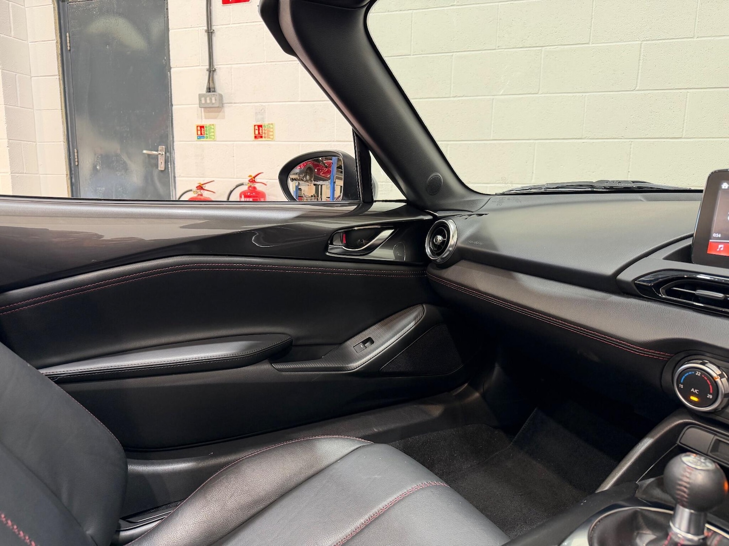 Used Mazda MX-5 2019 for sale - 76936265: Photo 21