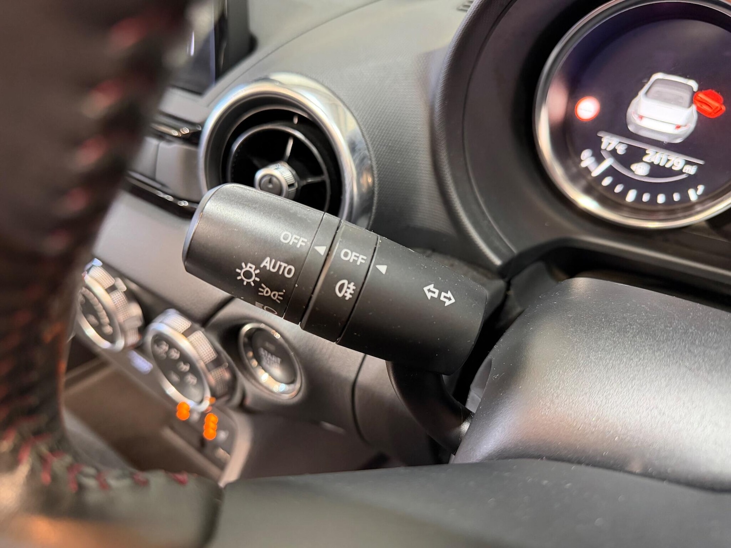 Used Mazda MX-5 2019 for sale - 76936265: Photo 29