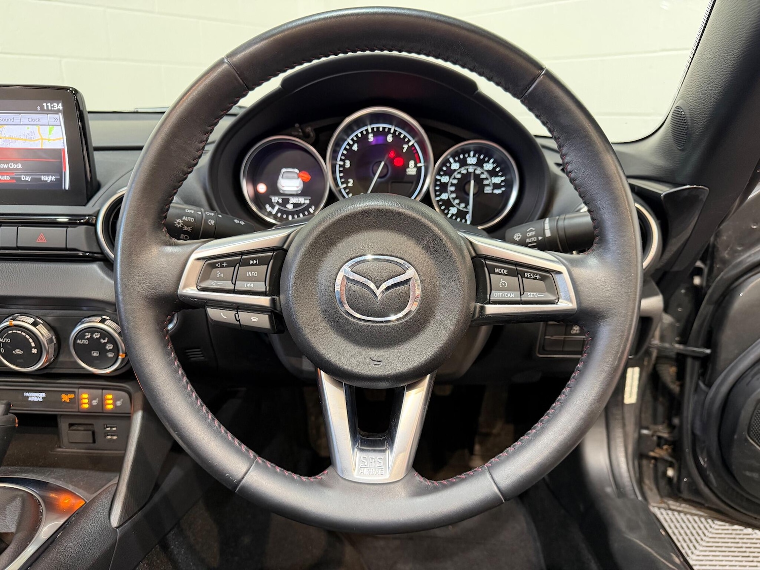 Used Mazda MX-5 2019 for sale - 76936265: Photo 43