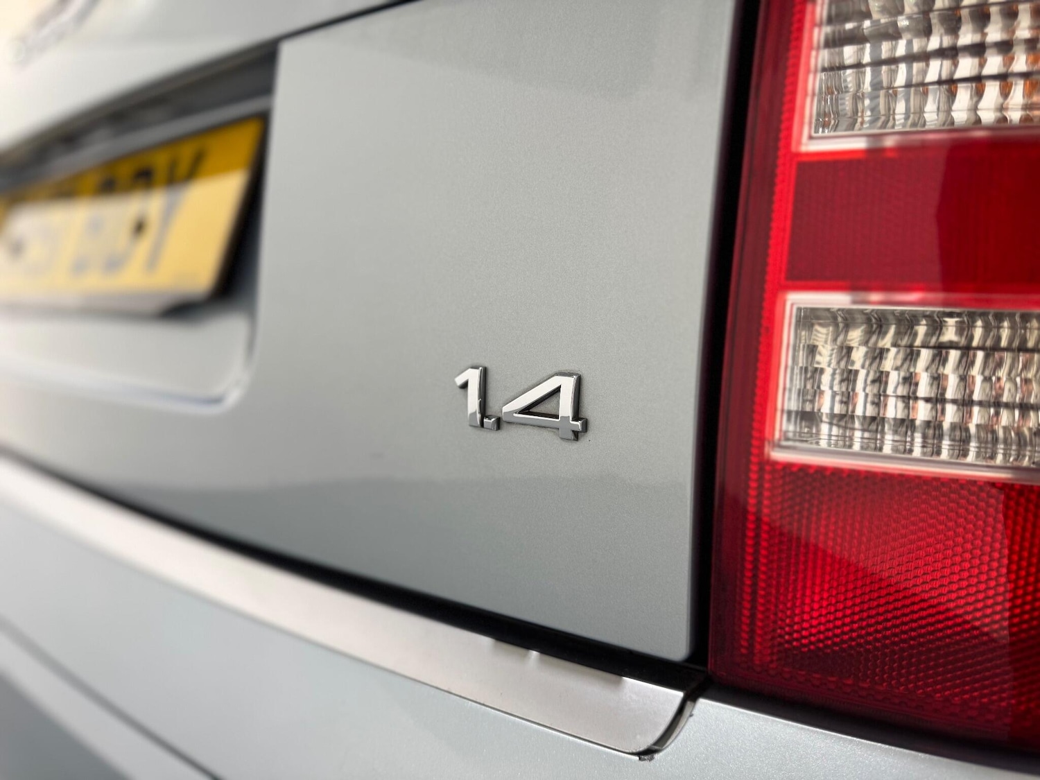 Used Audi A2 2001 for sale - 76803559: Photo 29