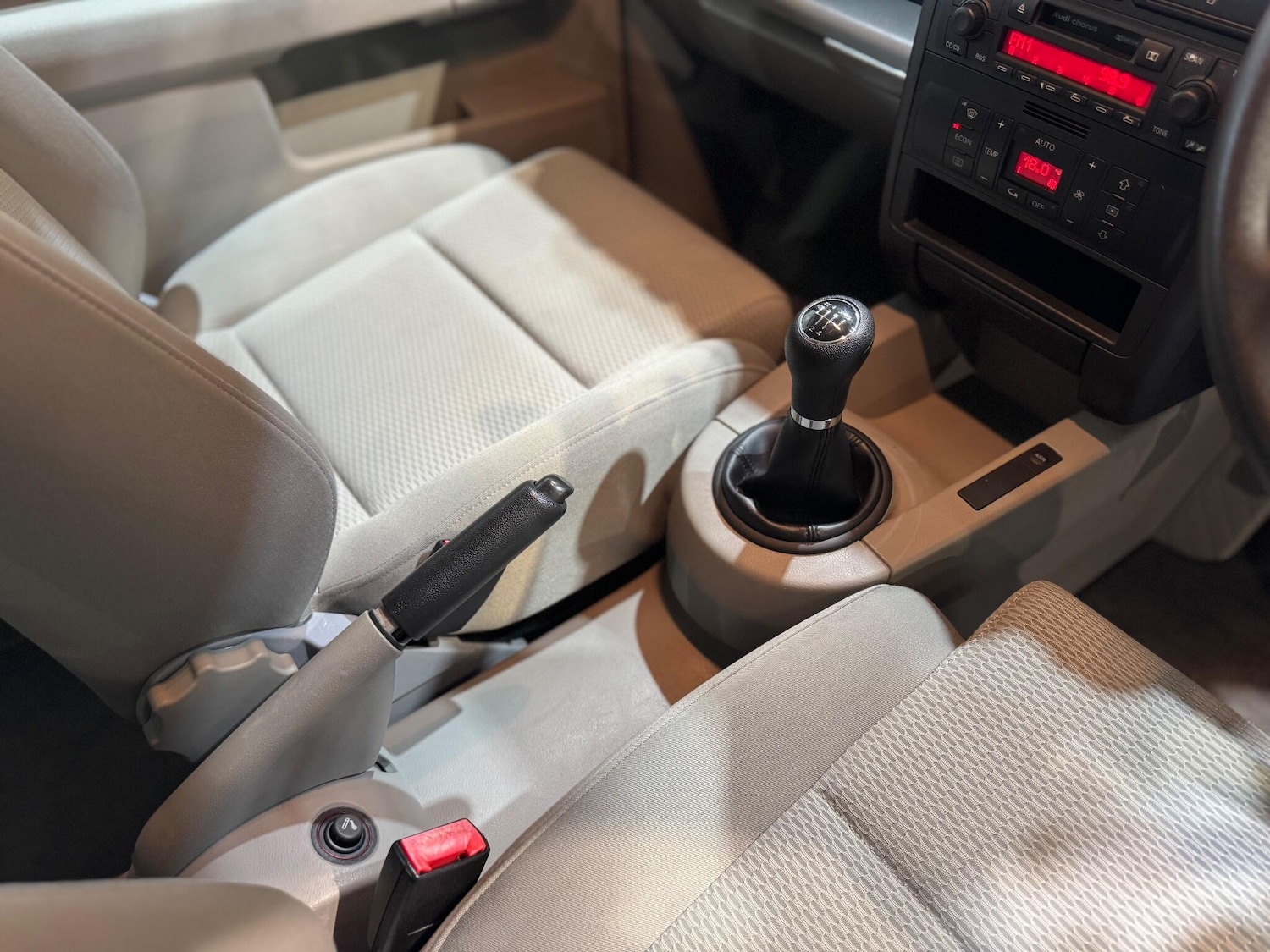 Used Audi A2 2001 for sale - 76803559: Photo 43