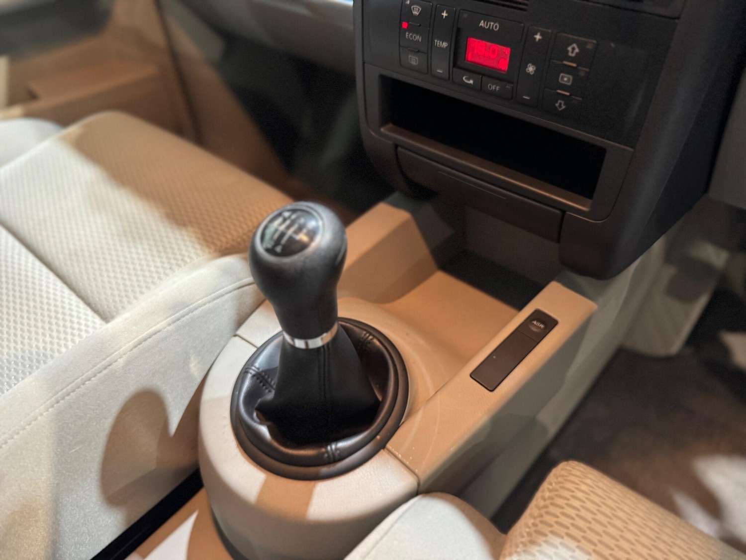 Used Audi A2 2001 for sale - 76803559: Photo 44