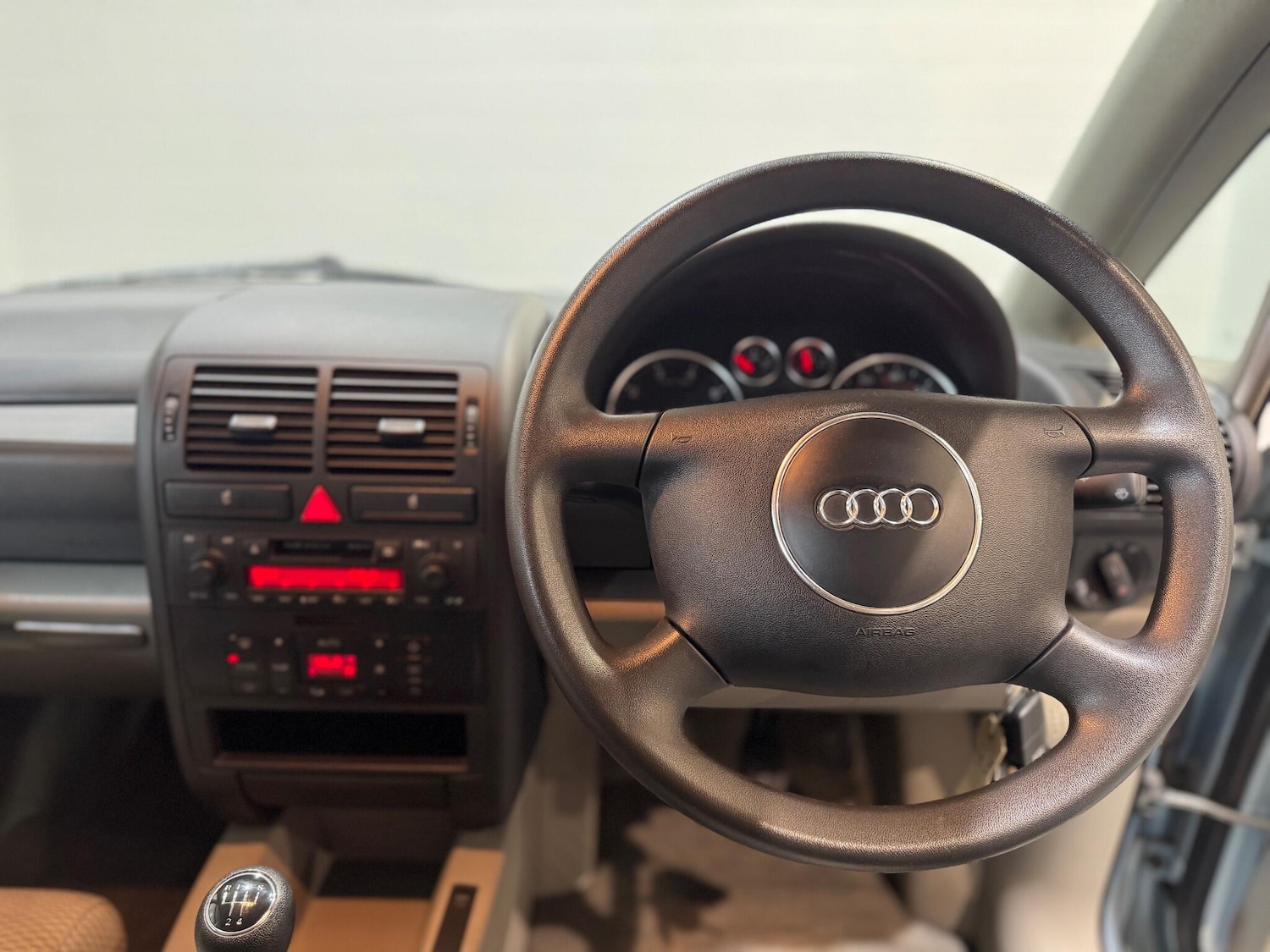 Used Audi A2 2001 for sale - 76803559: Photo 49