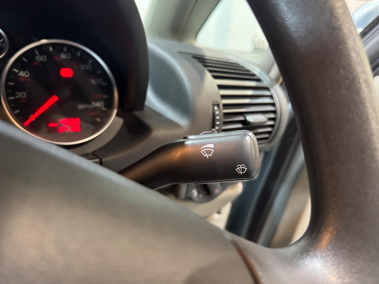 Used Audi A2 2001 for sale - 76803559: Photo 51