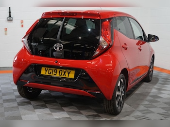 Used Toyota AYGO 2019 for sale - 76803564: Photo