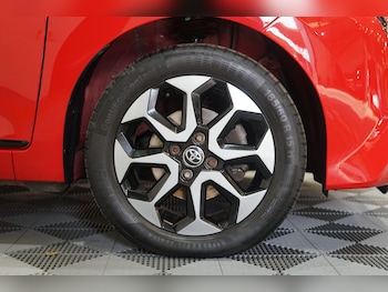 Used Toyota AYGO 2019 for sale - 76803564: Photo