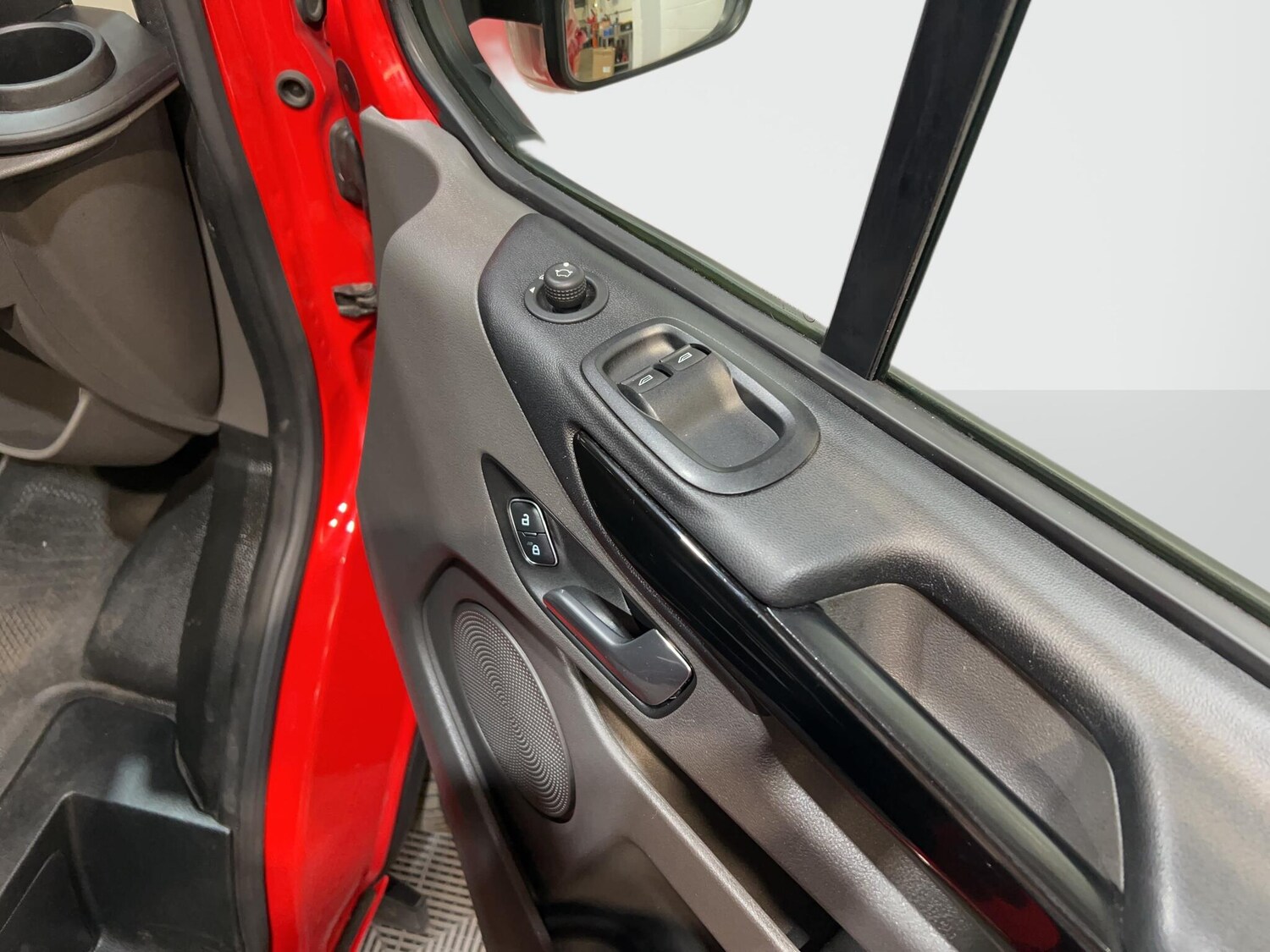 Used Ford Transit Custom for sale - 77769032: Photo 45