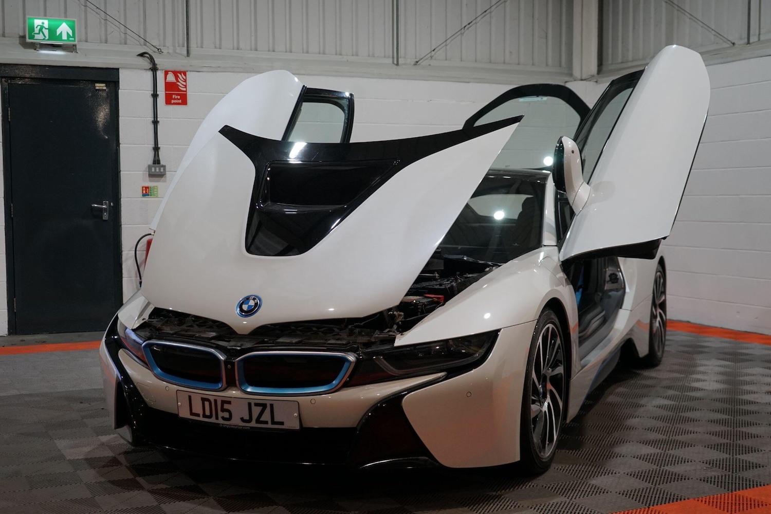 Used BMW i8 2015 for sale - 77155258: Photo 11