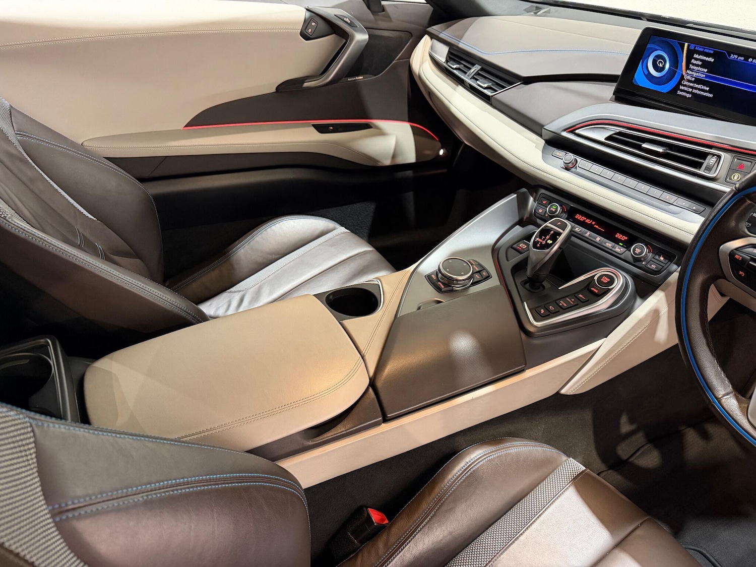 Used BMW i8 2015 for sale - 77155258: Photo 25