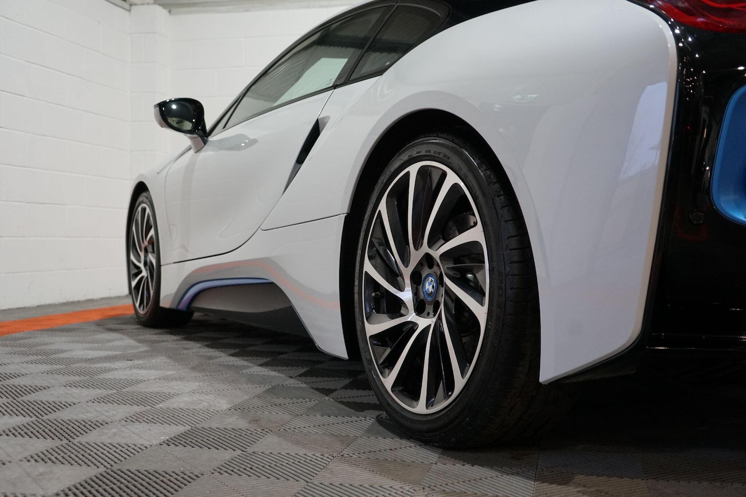 Used BMW i8 2015 for sale - 77155258: Photo 70