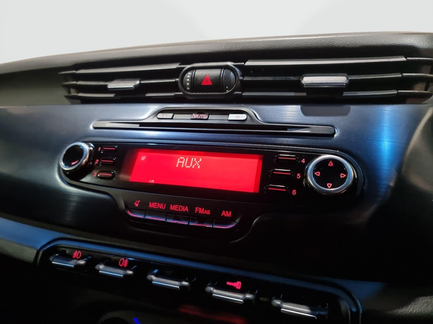 Used Alfa Romeo Giulietta 2013 for sale - 77376373: Photo 51