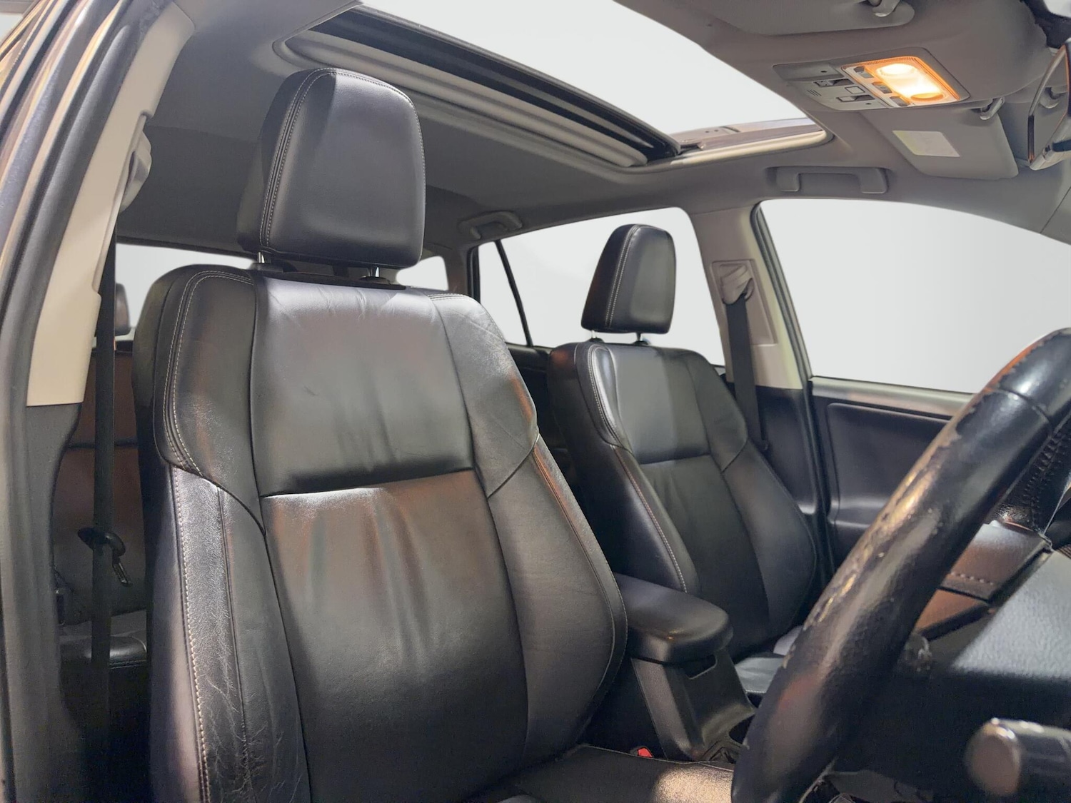 Used Toyota RAV4 2013 for sale - 78046839: Photo 32