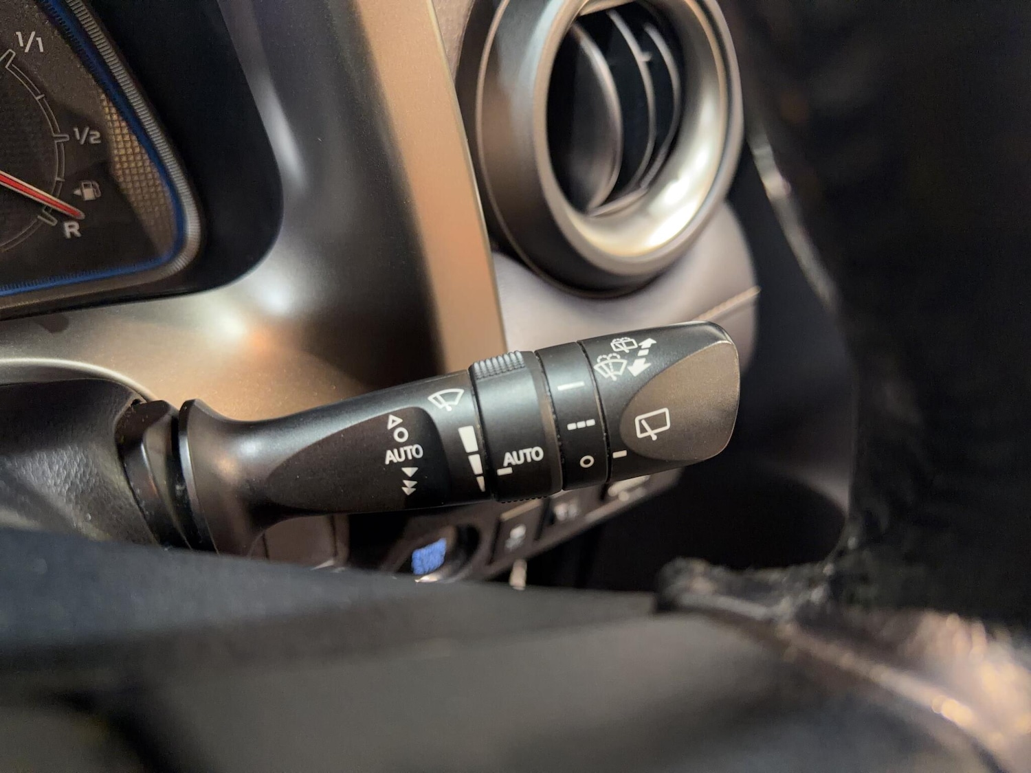 Used Toyota RAV4 2013 for sale - 78046839: Photo 40