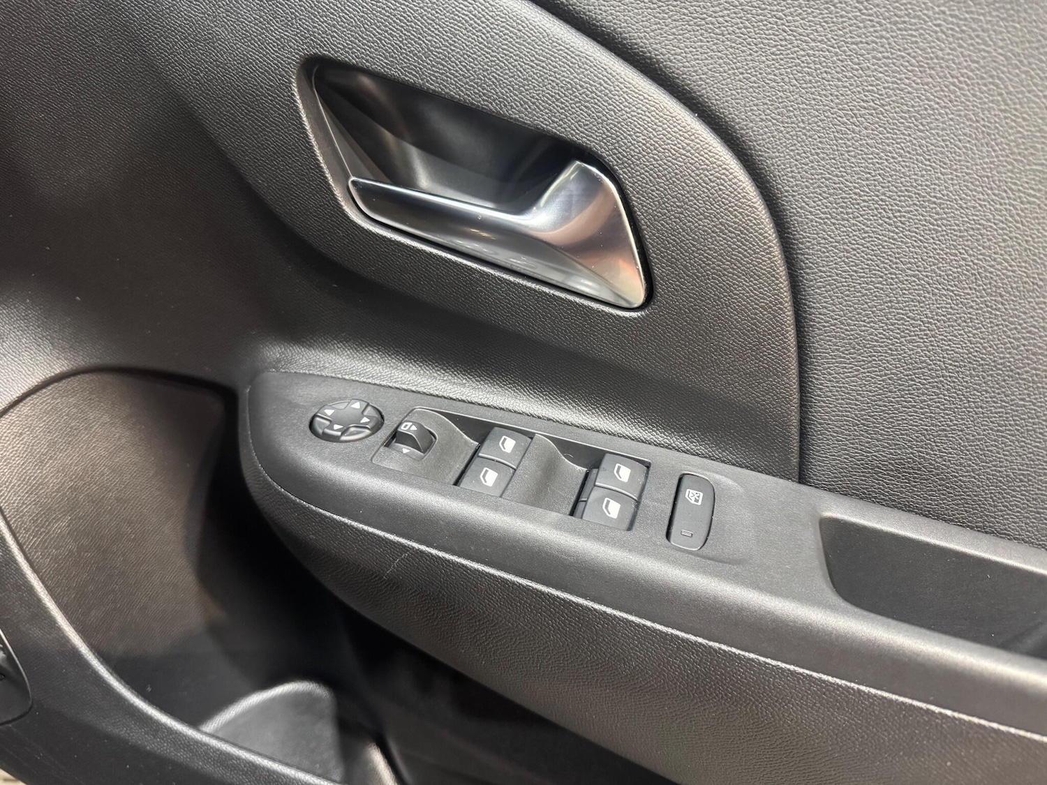 Used Vauxhall Corsa 2024 for sale - 76803527: Photo 25