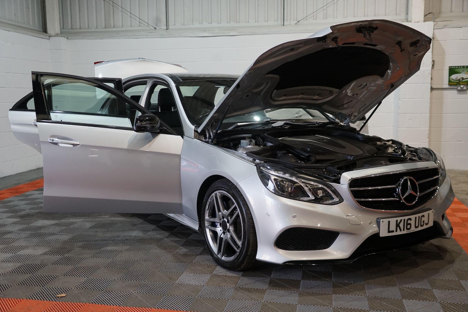 Used Mercedes-Benz E Class 2016 for sale - 77882267: Photo 11