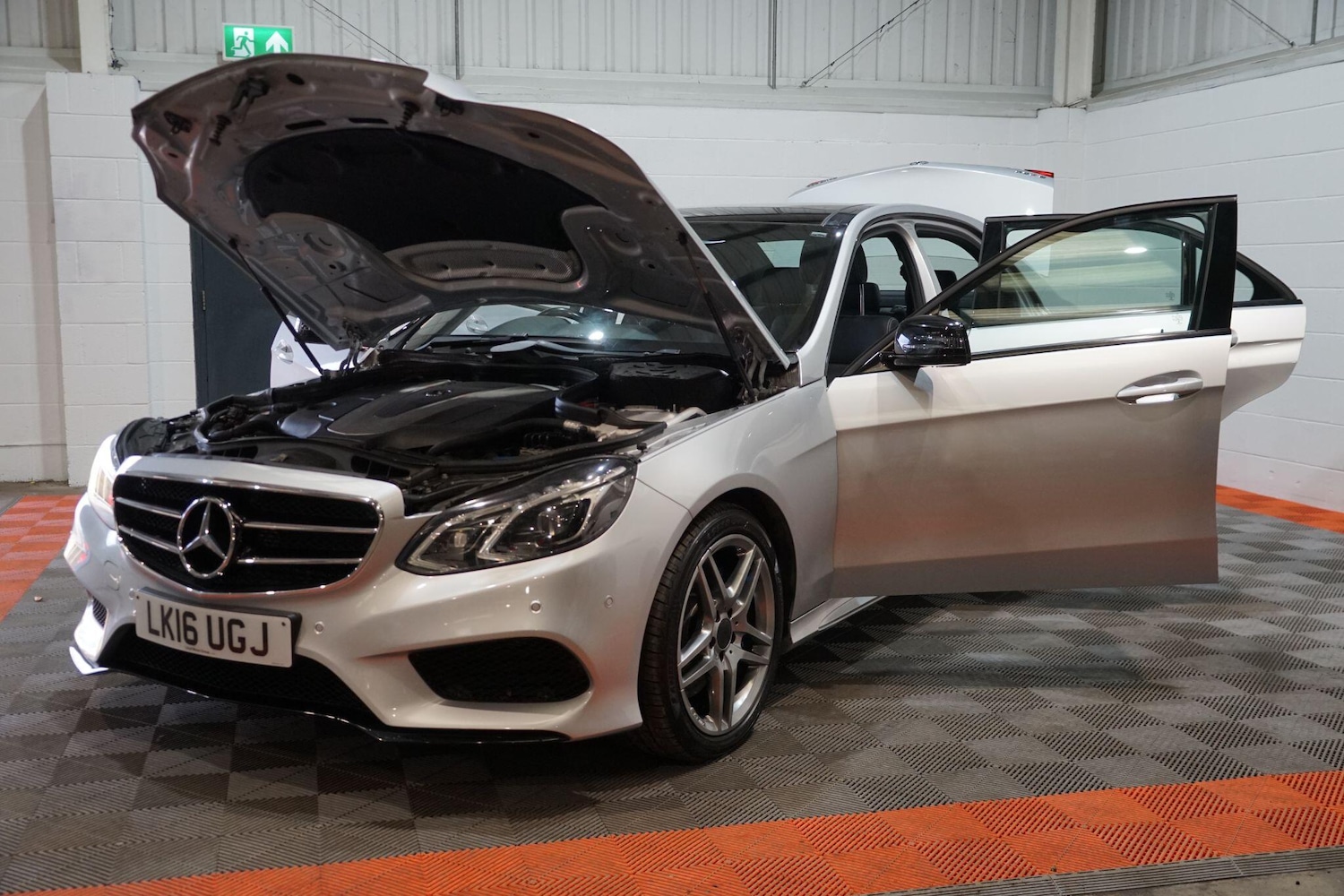 Used Mercedes-Benz E Class 2016 for sale - 77882267: Photo 13