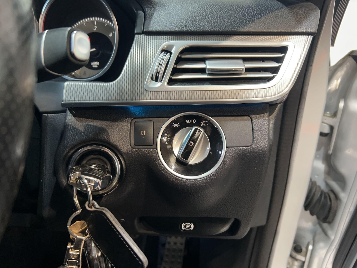 Used Mercedes-Benz E Class 2016 for sale - 77882267: Photo 23