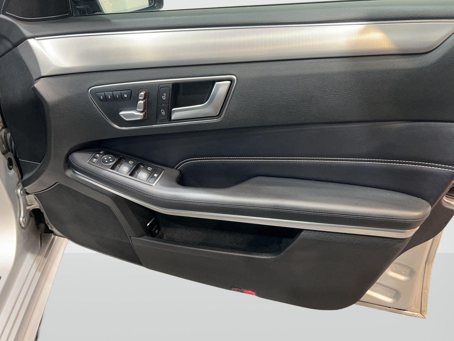 Used Mercedes-Benz E Class 2016 for sale - 77882267: Photo 27