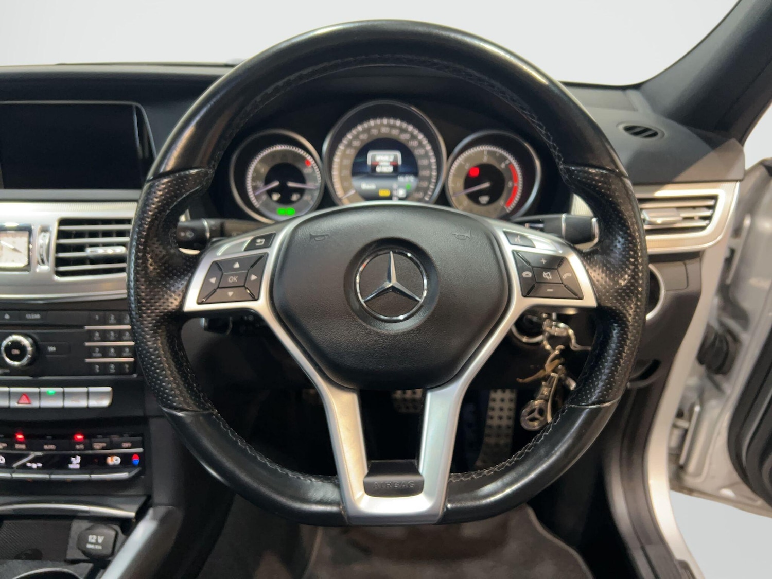 Used Mercedes-Benz E Class 2016 for sale - 77882267: Photo 57