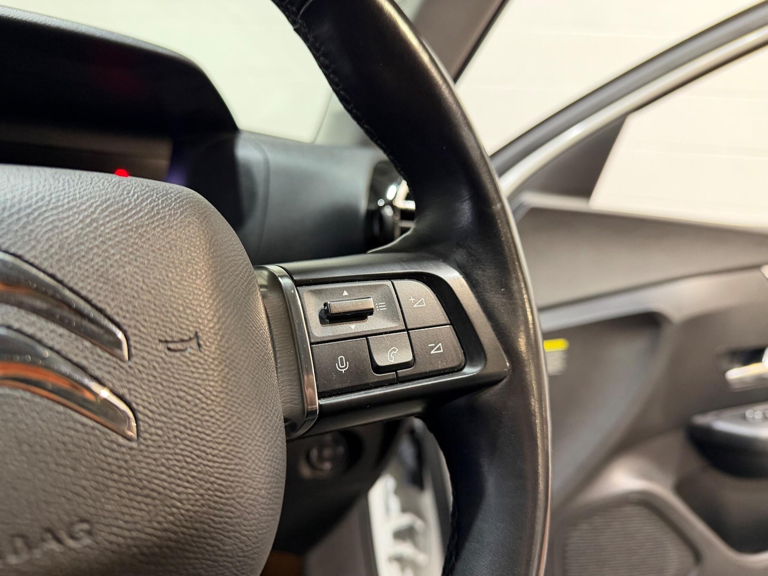 Used Citroen C4 2022 for sale - 77120179: Photo 30