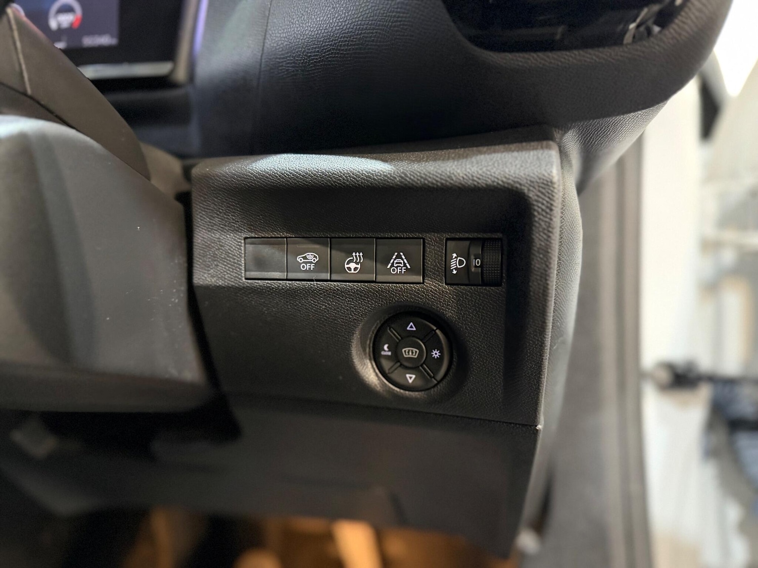 Used Citroen C4 2022 for sale - 77120179: Photo 32