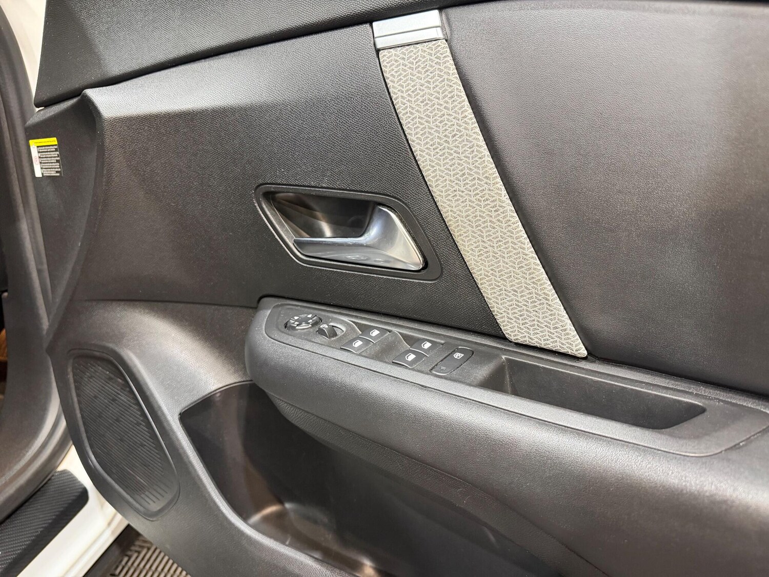 Used Citroen C4 2022 for sale - 77120179: Photo 33