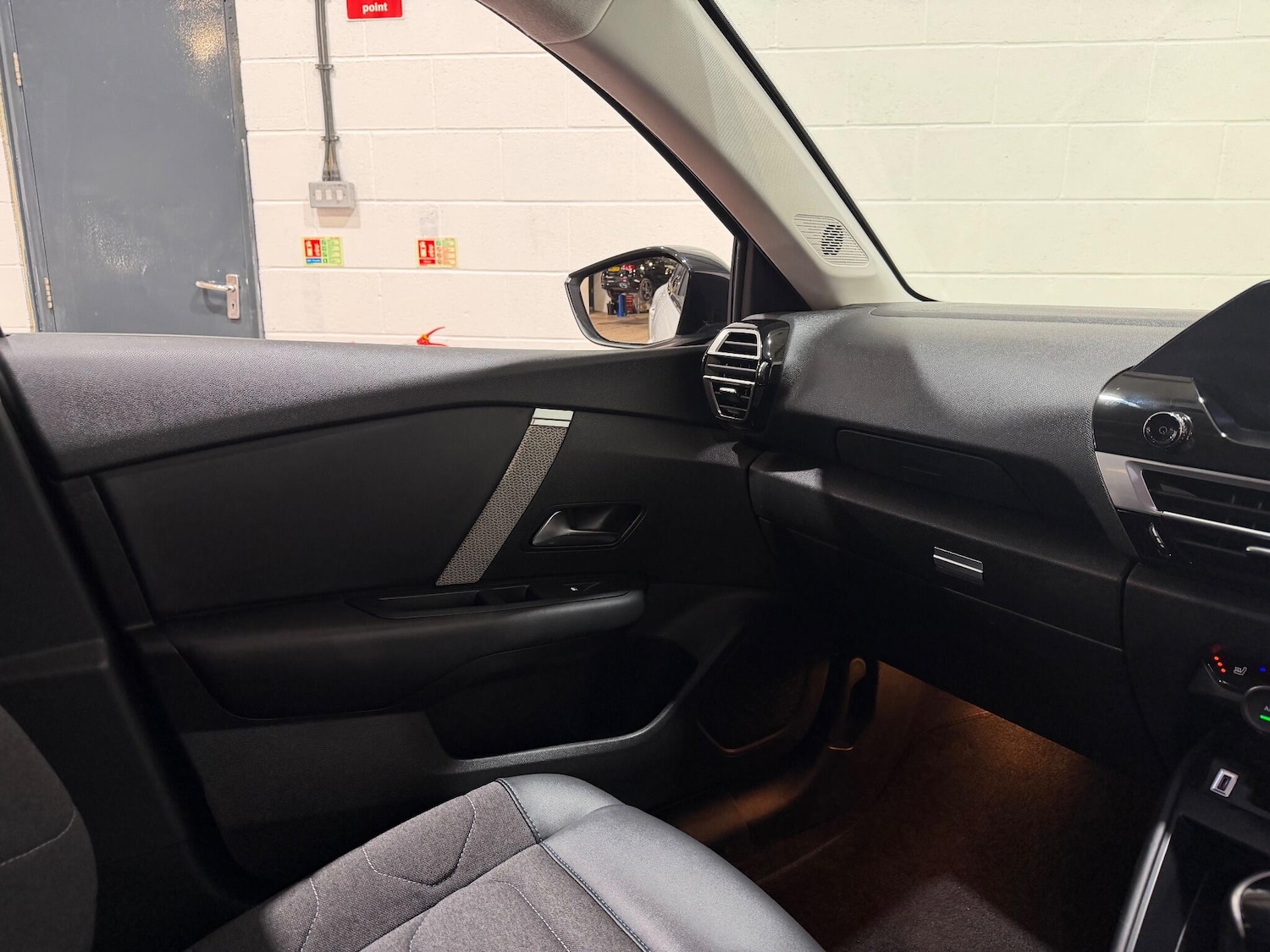 Used Citroen C4 2022 for sale - 77120179: Photo 56