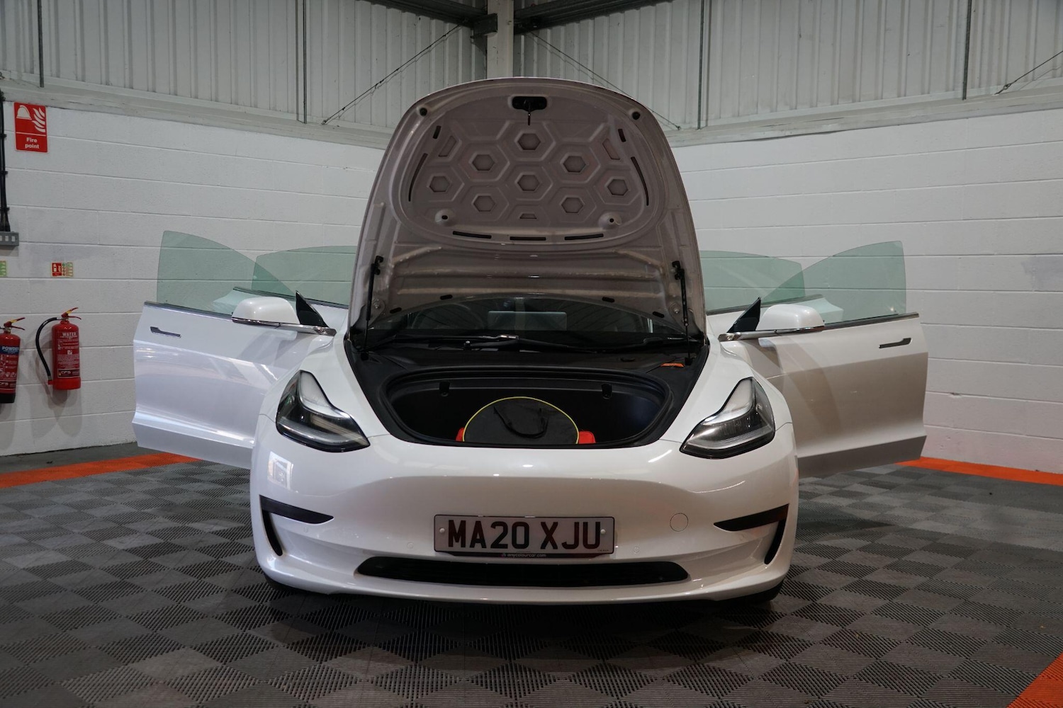 Used Tesla Model 3 2020 for sale - 77253776: Photo 9