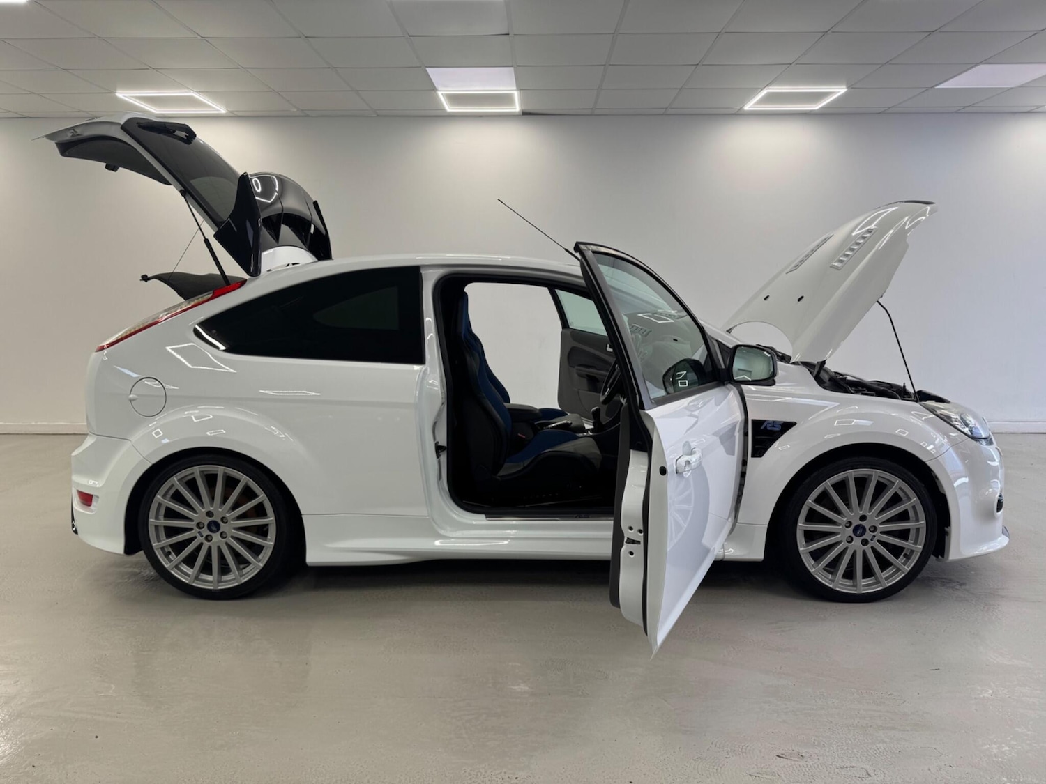 Used Ford Focus 2010 for sale - 76803568: Photo 13