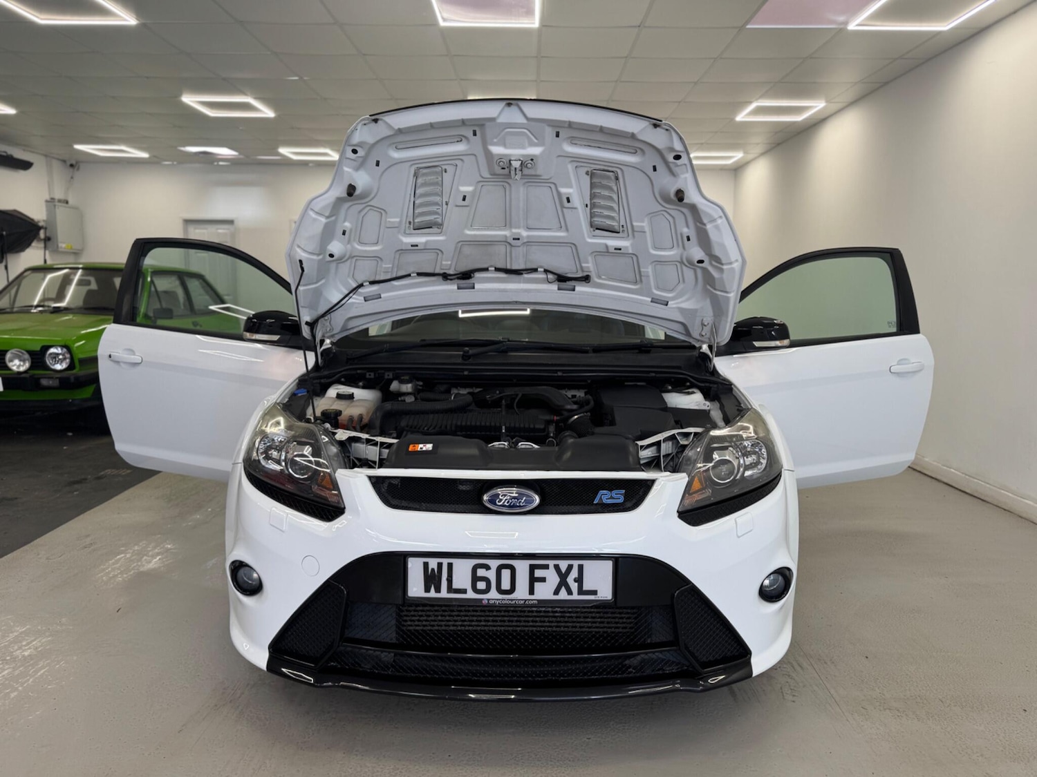 Used Ford Focus 2010 for sale - 76803568: Photo 9