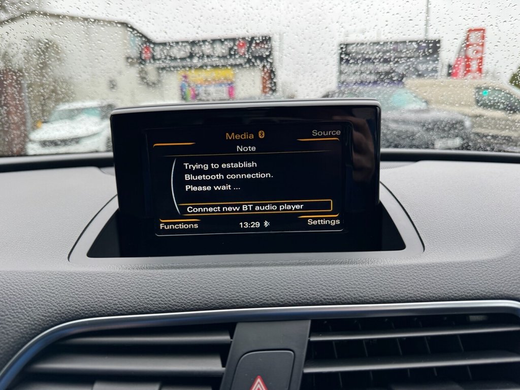 Used Audi Q3 2015 for sale - 77463637: Photo 17