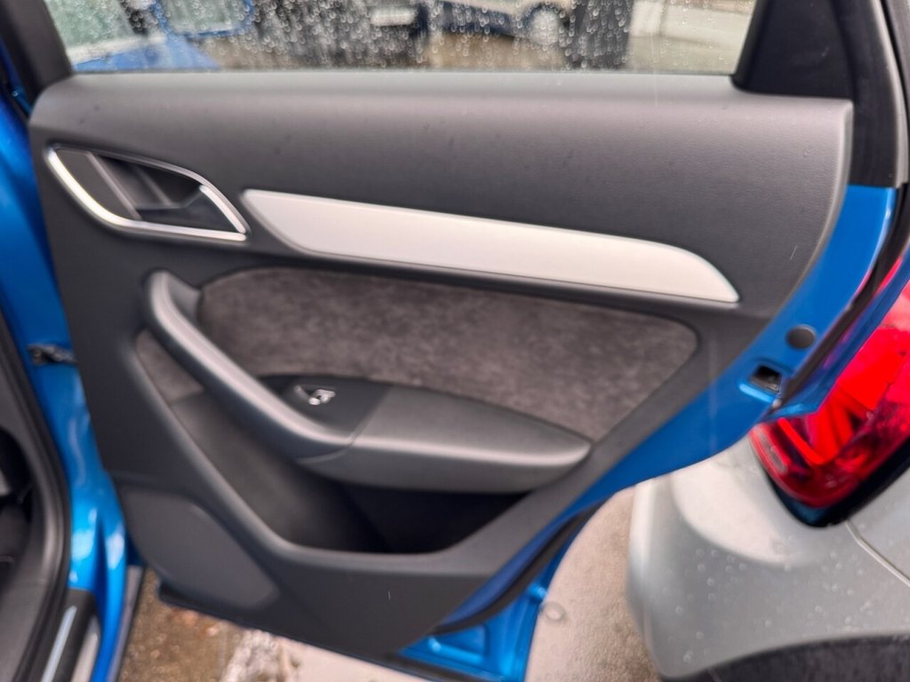 Used Audi Q3 2015 for sale - 77463637: Photo 21