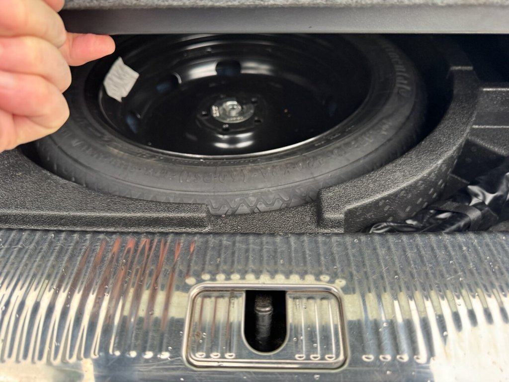 Used Audi Q3 2015 for sale - 77463637: Photo 28