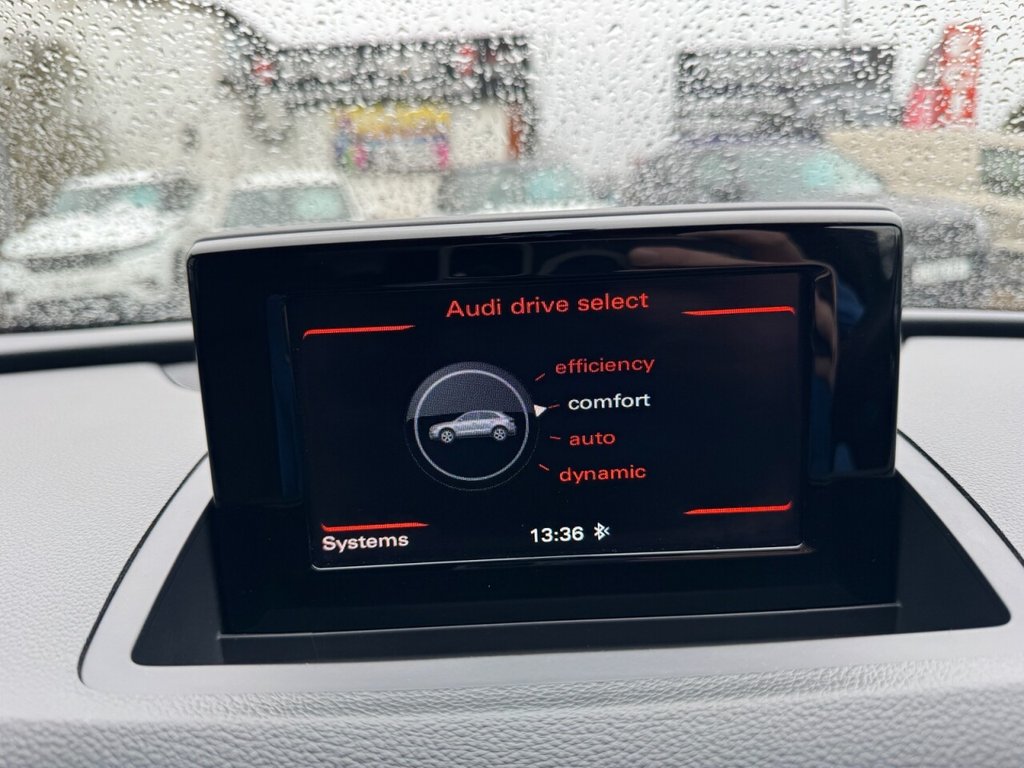 Used Audi Q3 2015 for sale - 77463637: Photo 39