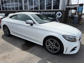 Used Mercedes-Benz C Class 2019 for sale - 79310492: Photo