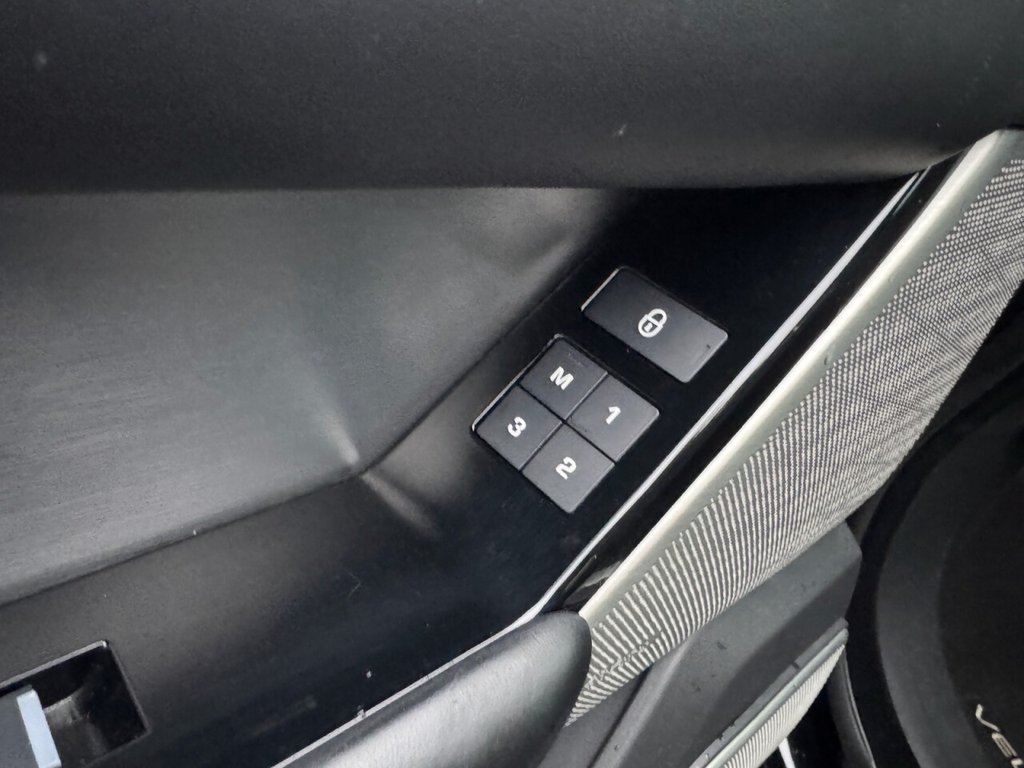 Used Land Rover Range Rover Velar 2018 for sale - 77027006: Photo 36