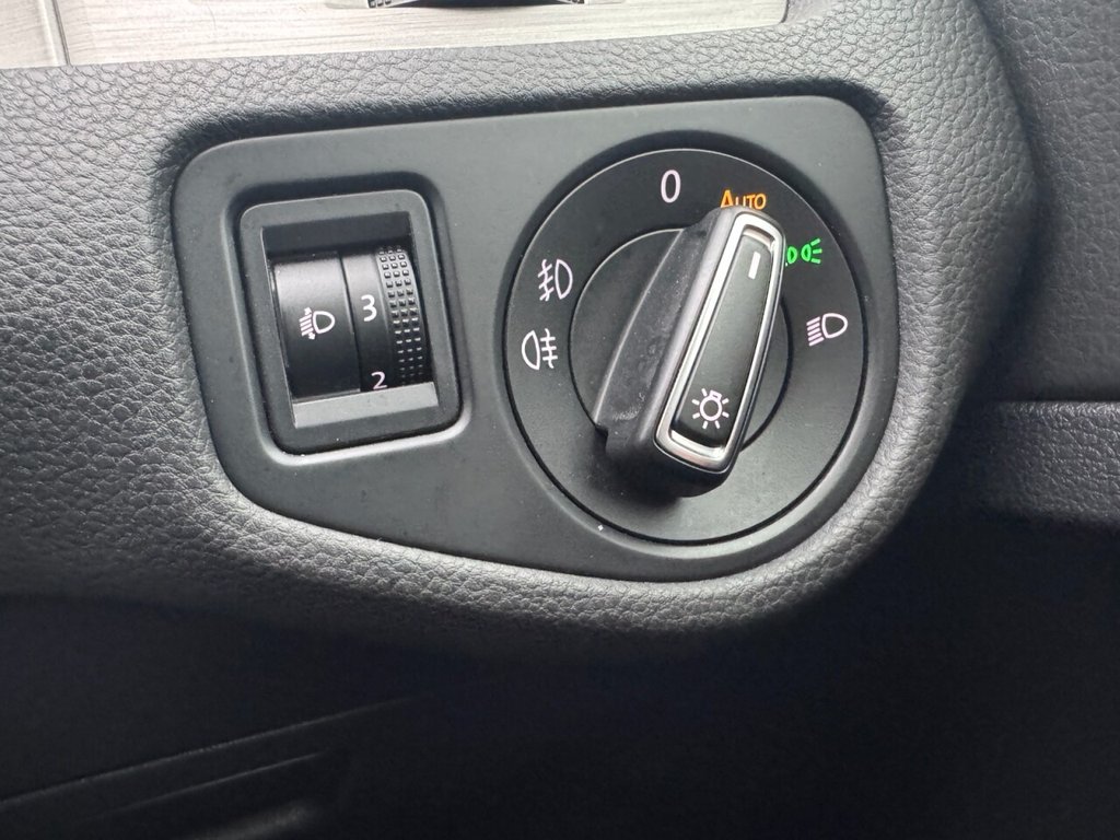 Used Volkswagen Golf 2015 for sale - 76783952: Photo 22