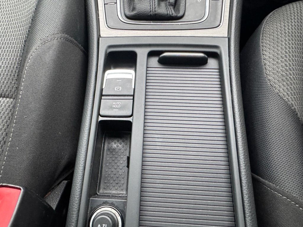 Used Volkswagen Golf 2015 for sale - 76783952: Photo 31