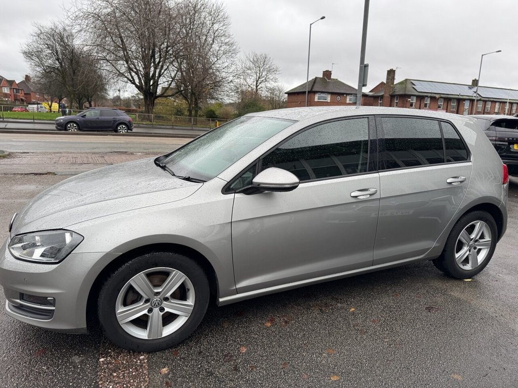 Used Volkswagen Golf 2015 for sale - 76783952: Photo 5