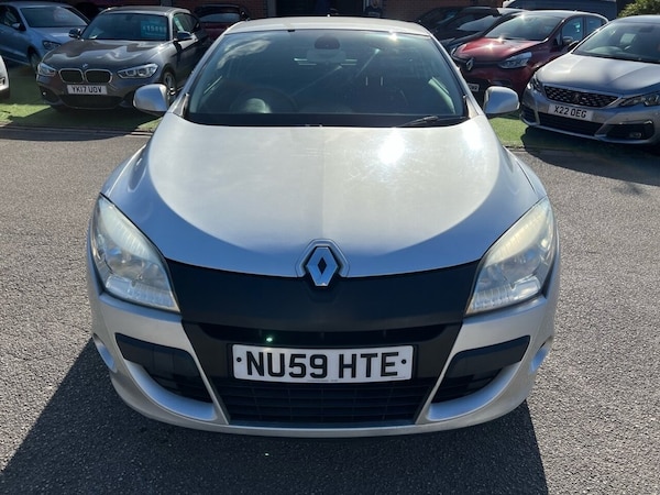 Used Renault Megane 2010 for sale - 73909642: Photo 10