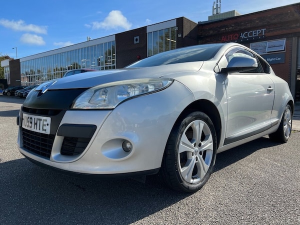 Used Renault Megane 2010 for sale - 73909642: Photo 14