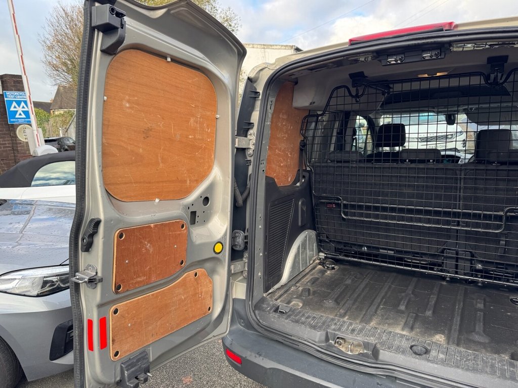 Used Ford Transit Connect 2016 for sale - 76617970: Photo 20