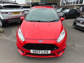 Used Ford Fiesta 2017 for sale - 78240809: Photo