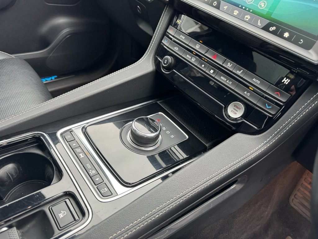 Used Jaguar F-Pace 2021 for sale - 77660243: Photo 24