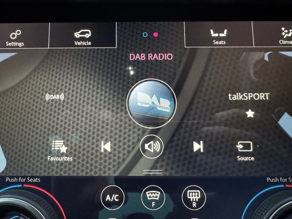 Used Land Rover Range Rover Evoque 2019 for sale - 76617283: Photo 32