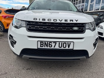 Used Land Rover Discovery Sport 2017 for sale - 75998590: Photo
