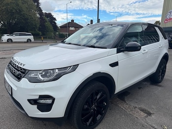 Used Land Rover Discovery Sport 2017 for sale - 75998590: Photo