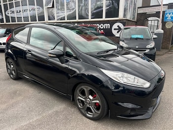 Used Ford Fiesta 2016 for sale - 78954937: Photo